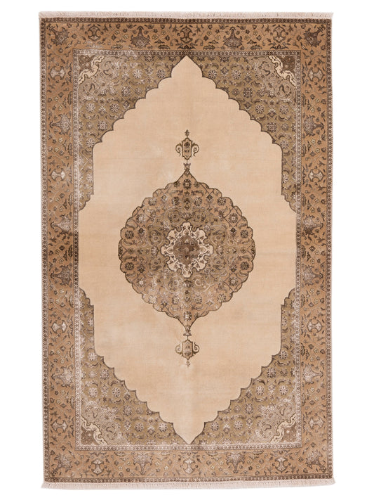 Rajpur Imperial 116470 Ivory Traditional Hand Knotted Rug