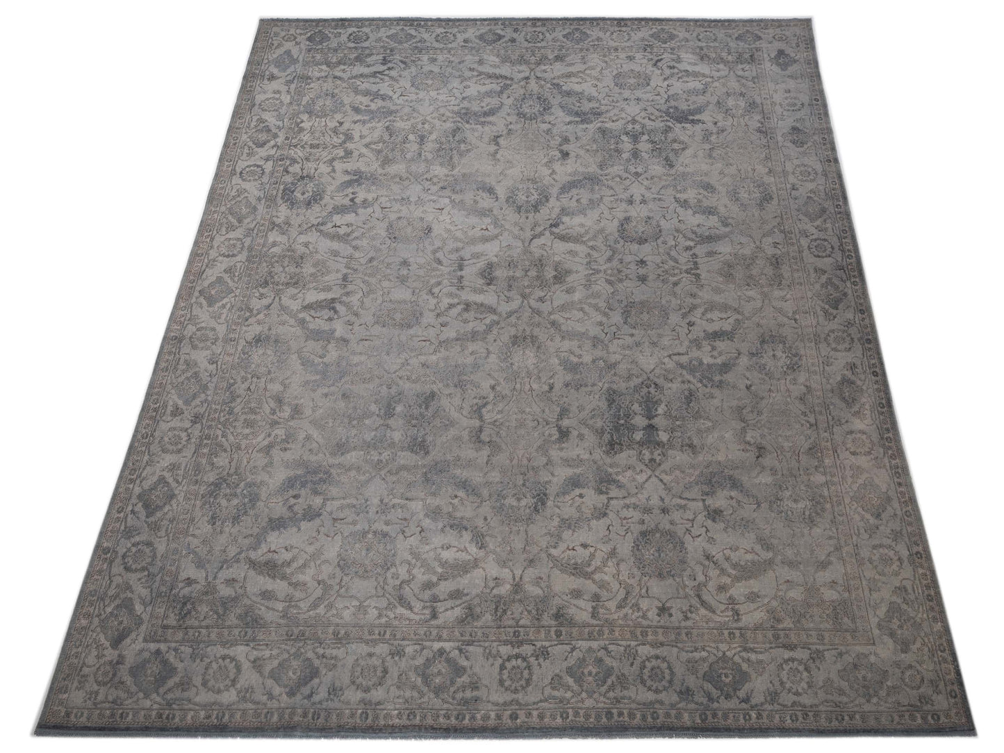 Pasha Vintage 118750 Light Gray  Transitional Hand Knotted Rug