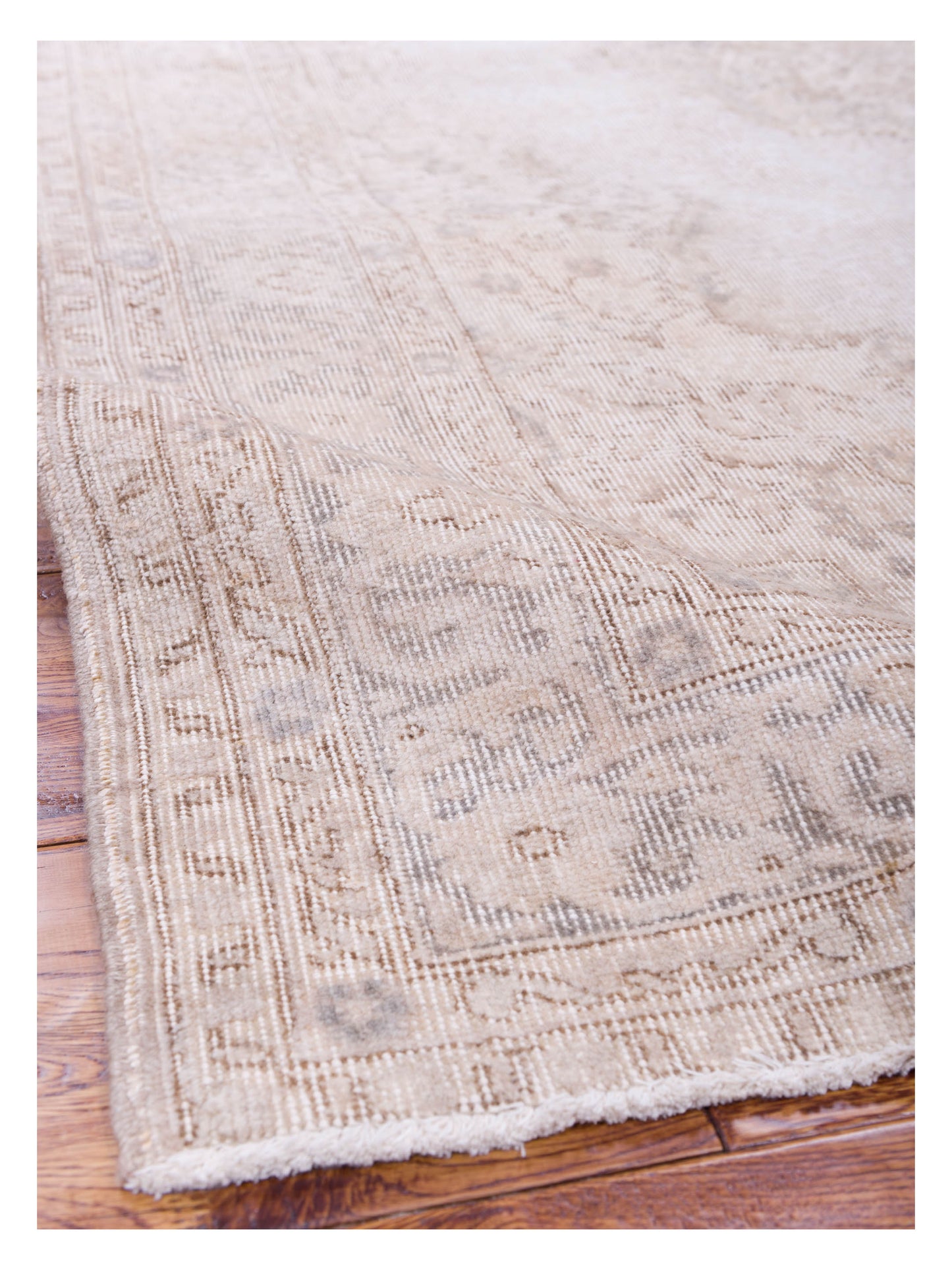 Pasha Vintage 121976 Beige  Transitional Hand Knotted Rug