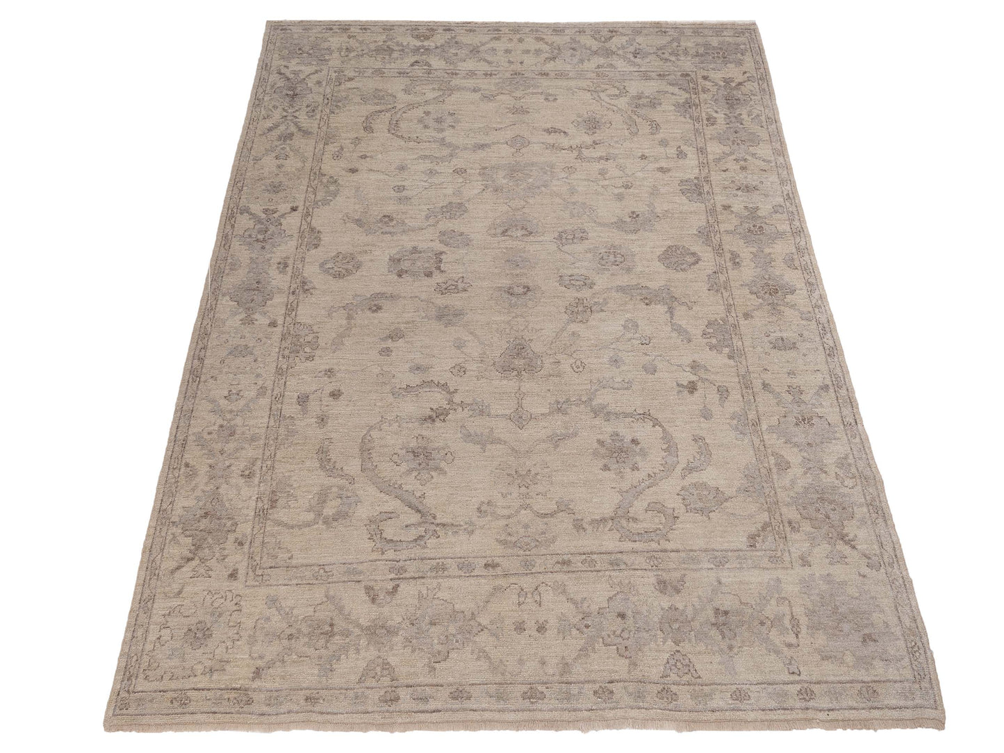 Authentic Angora Oushak Bade Ivory Ivory Traditional Hand Knotted Rug