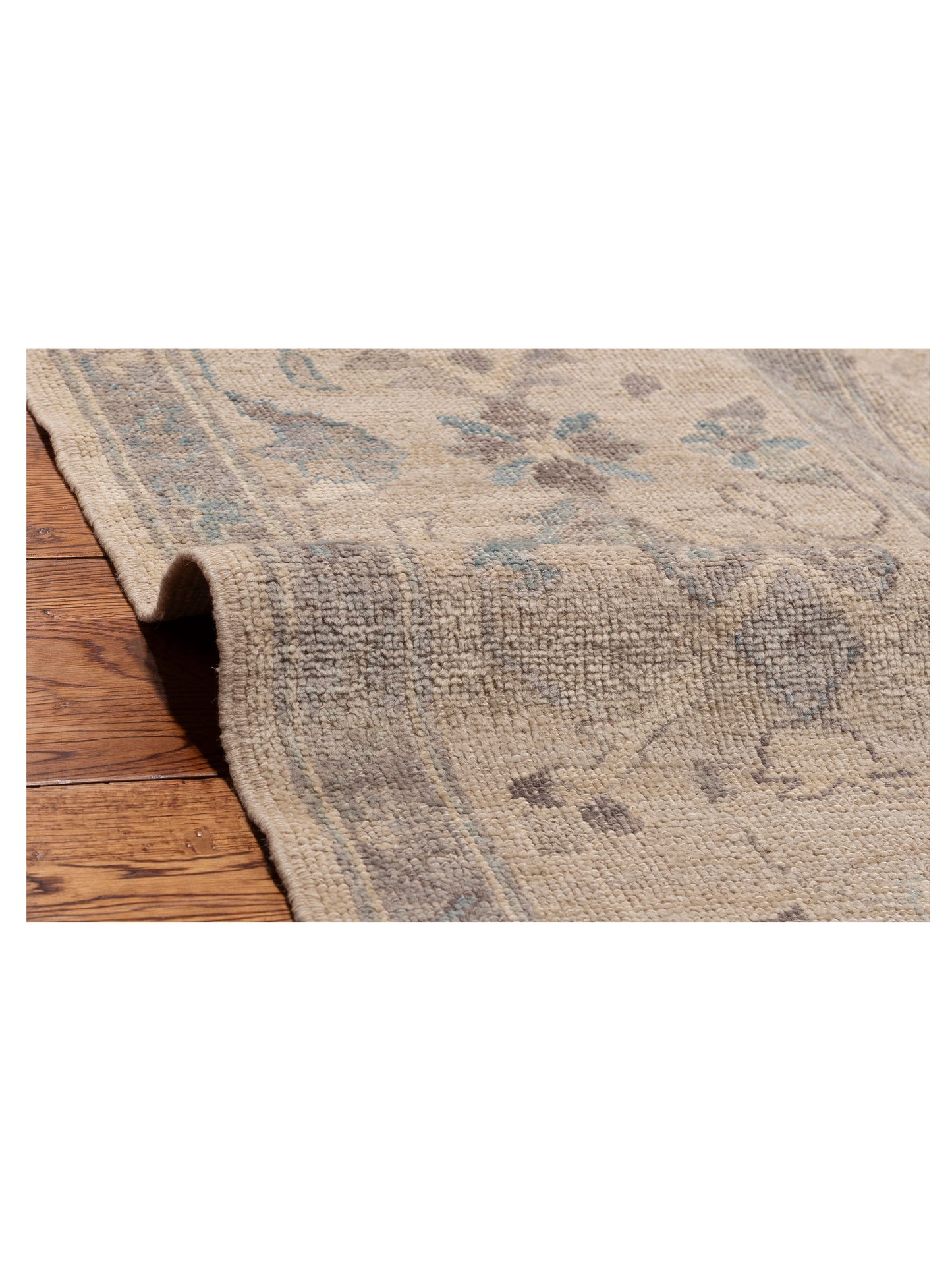 Authentic Angora Oushak Bade Ivory Ivory Traditional Hand Knotted Rug