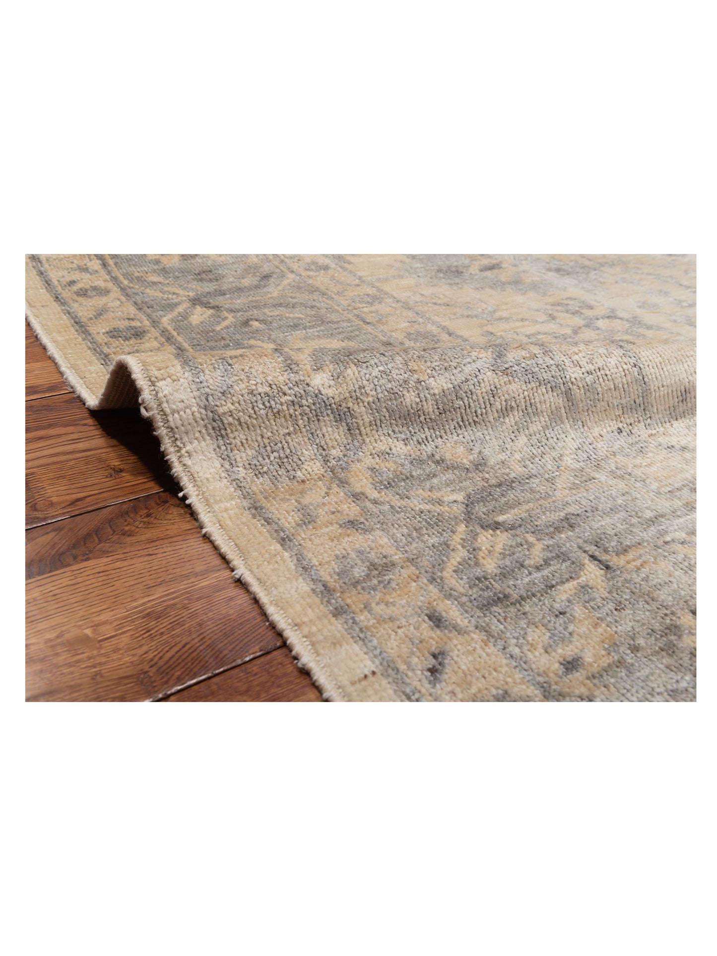 Authentic Angora Oushak Cilek Ivory Ivory Traditional Hand Knotted Rug