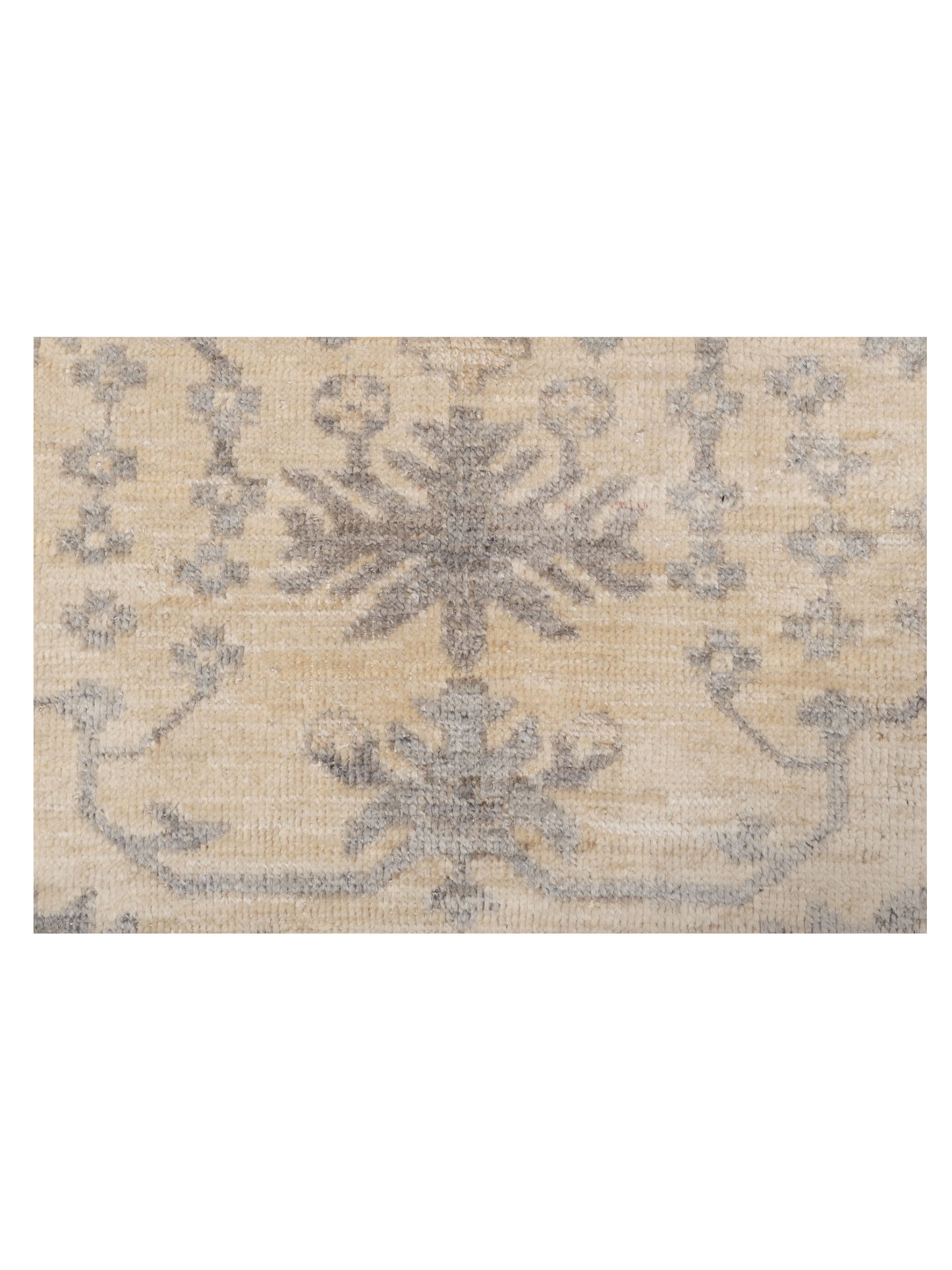 Authentic Angora Oushak Cilek Ivory Ivory Traditional Hand Knotted Rug