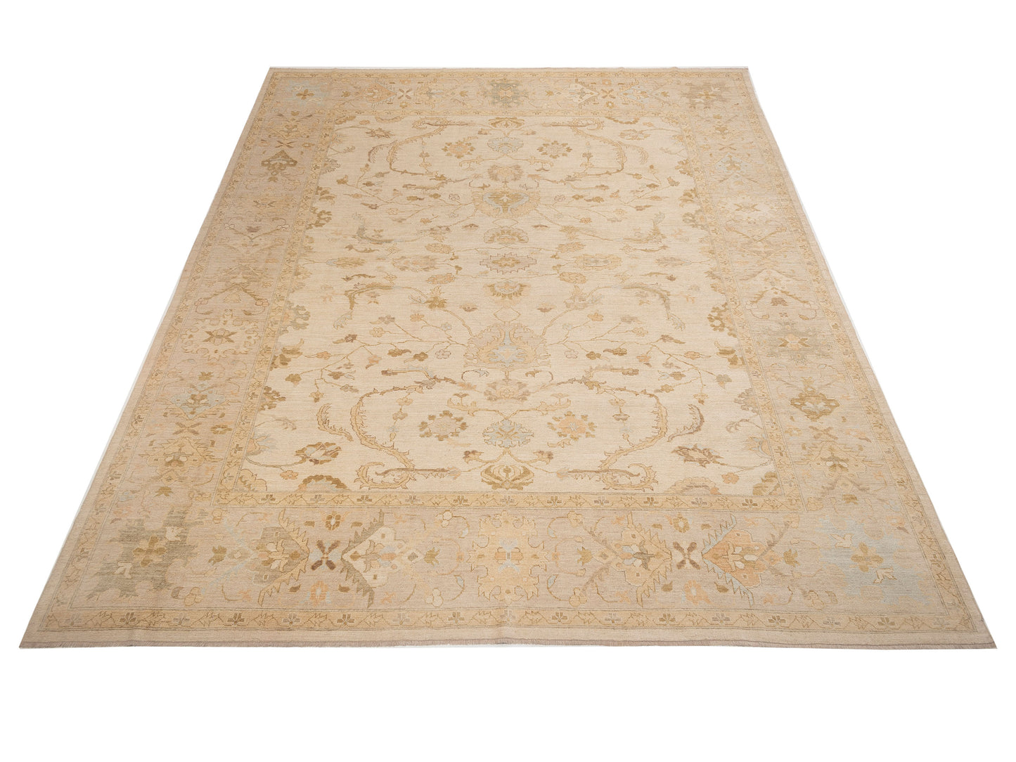 Authentic Angora Oushak Bade Ivory Silver Traditional Hand Knotted Rug