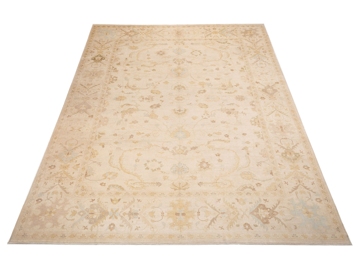 Authentic Angora Oushak Bade Ivory Ivory Traditional Hand Knotted Rug