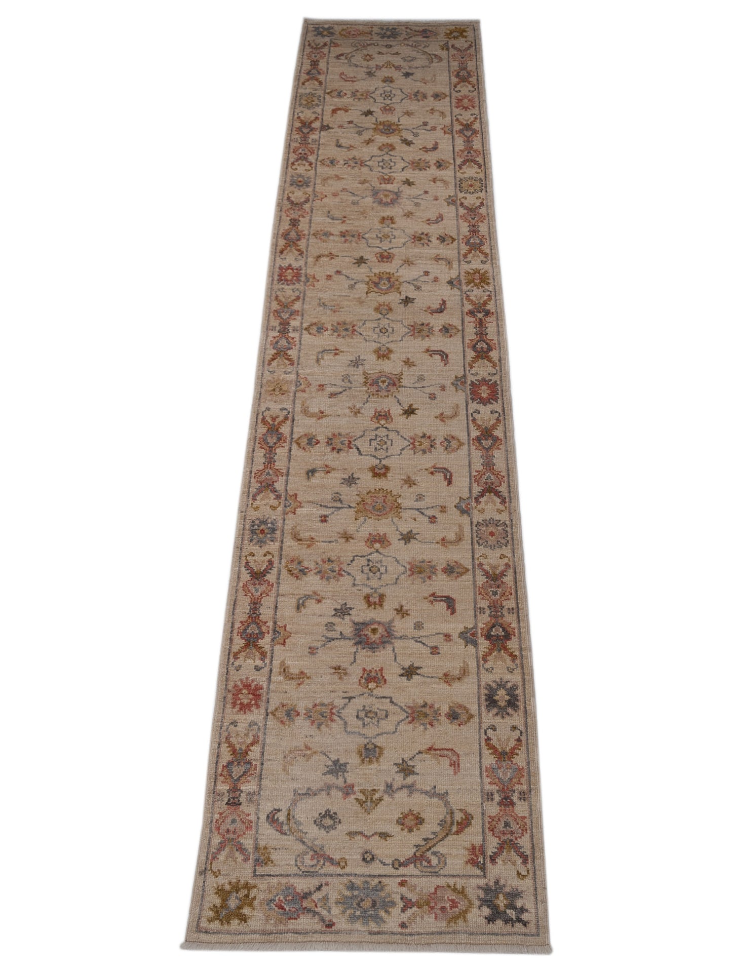 Authentic Angora Oushak Bade Ivory Ivory Traditional Hand Knotted Rug