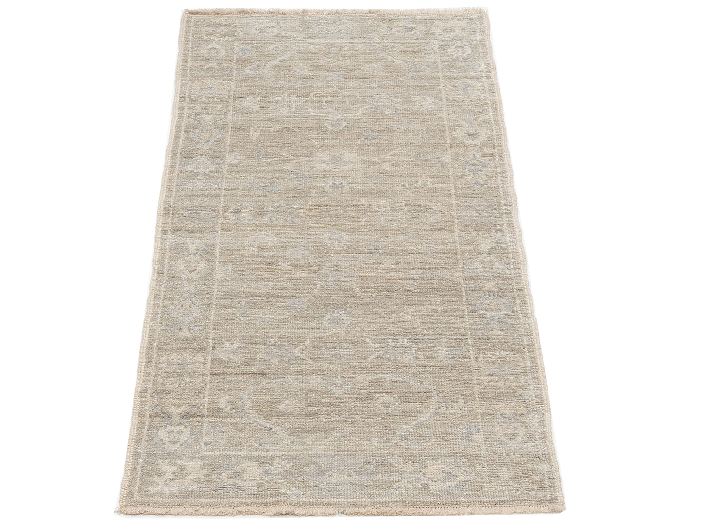 Authentic Angora Oushak Bade Gray Gray Traditional Hand Knotted Rug