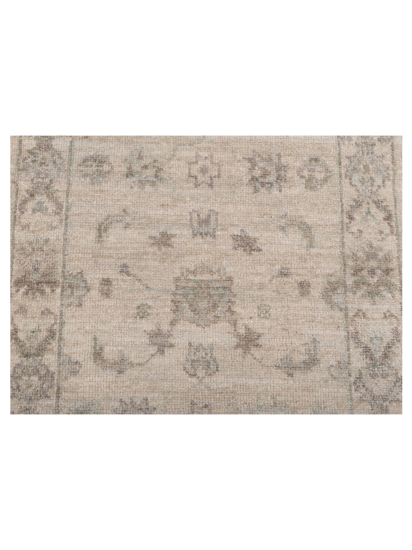 Authentic Angora Oushak Bade Ivory Ivory Traditional Hand Knotted Rug